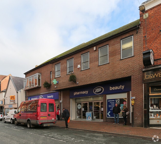 7-9 Church St, Oswestry to rent - Primary Photo - Image 1 of 2