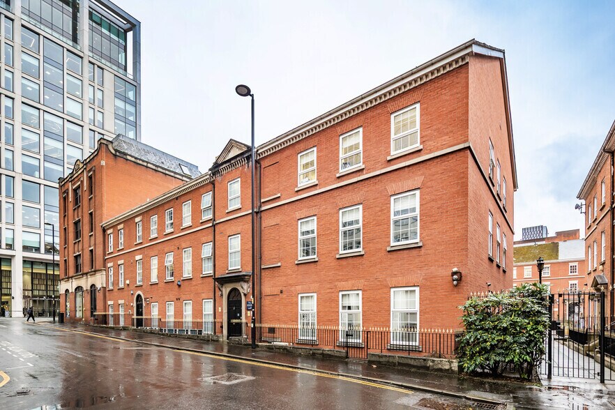 9-11 Oxford Ct, Manchester to rent - Building Photo - Image 3 of 7