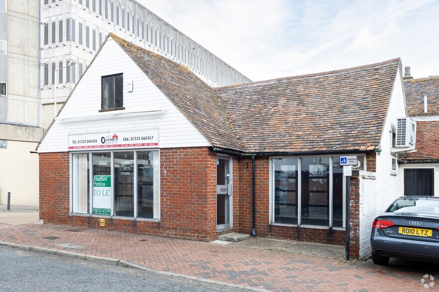 2 Park St, Ashford to rent - Building Photo - Image 2 of 2