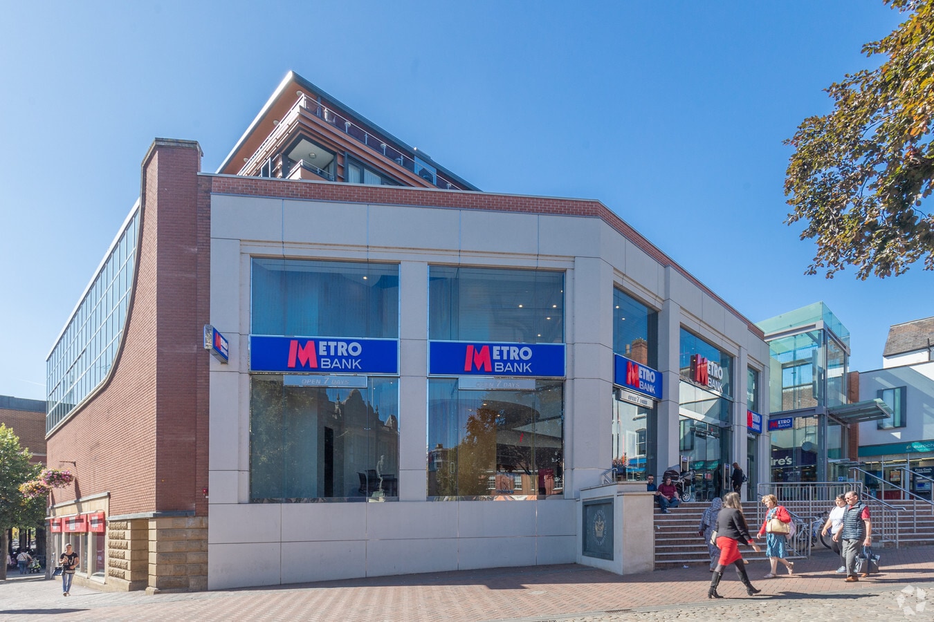Friars Sq, Aylesbury HP20 2QF Friars Square Shopping Centre UK