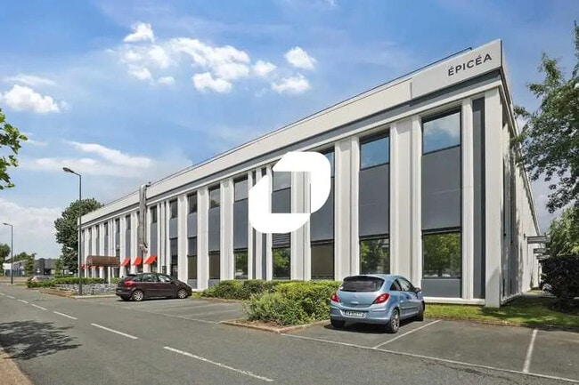 Location Local d'activités 54 m² à 2 250 m²