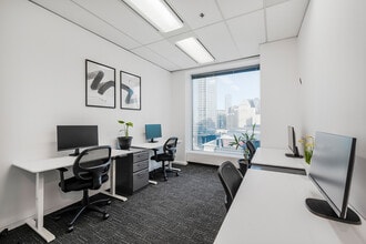 20 Bay St, Toronto, ON to rent Interior Photo- Image 2 of 2