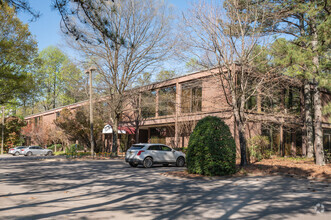 924 Montclair Rd, Birmingham, AL for rent Building Photo- Image 1 of 6