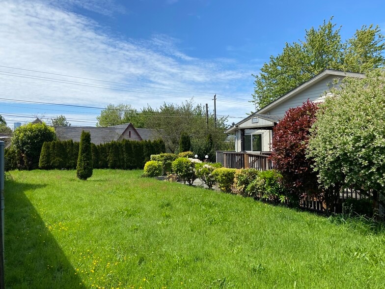 2605 E Cherry St, Seattle, WA for sale - Building Photo - Image 2 of 34