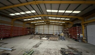 Minera, Wrexham to rent Interior Photo- Image 2 of 6