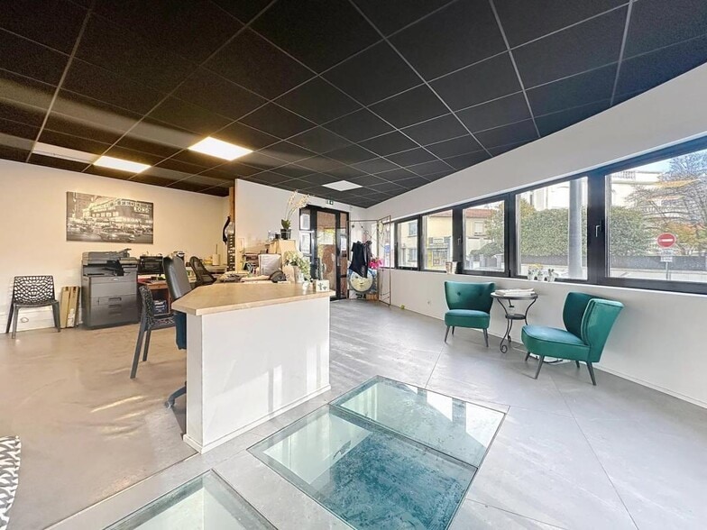 Office in Toulouse for sale - Interior Photo - Image 2 of 4