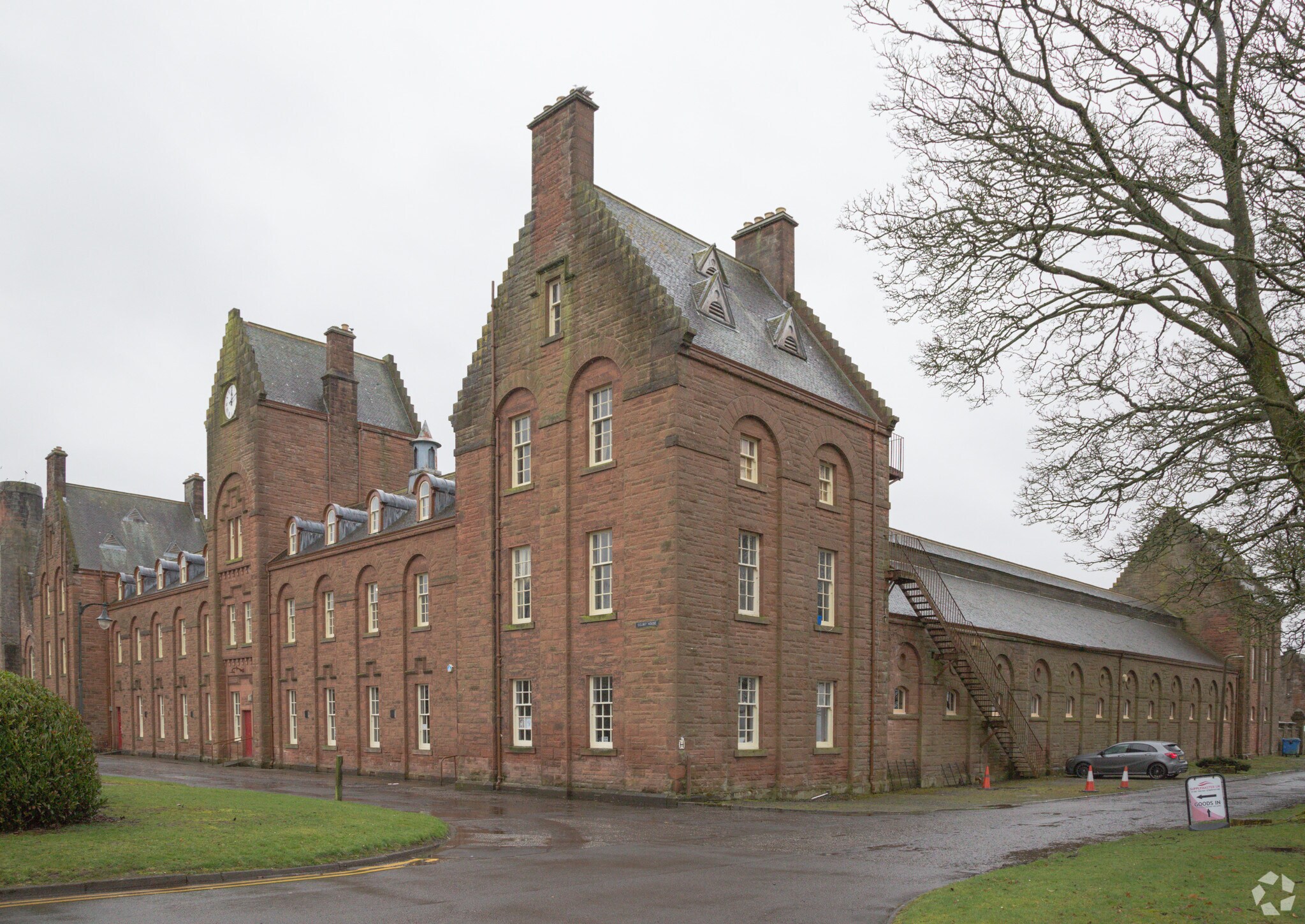 Bankend Rd, Dumfries to rent Primary Photo- Image 1 of 3