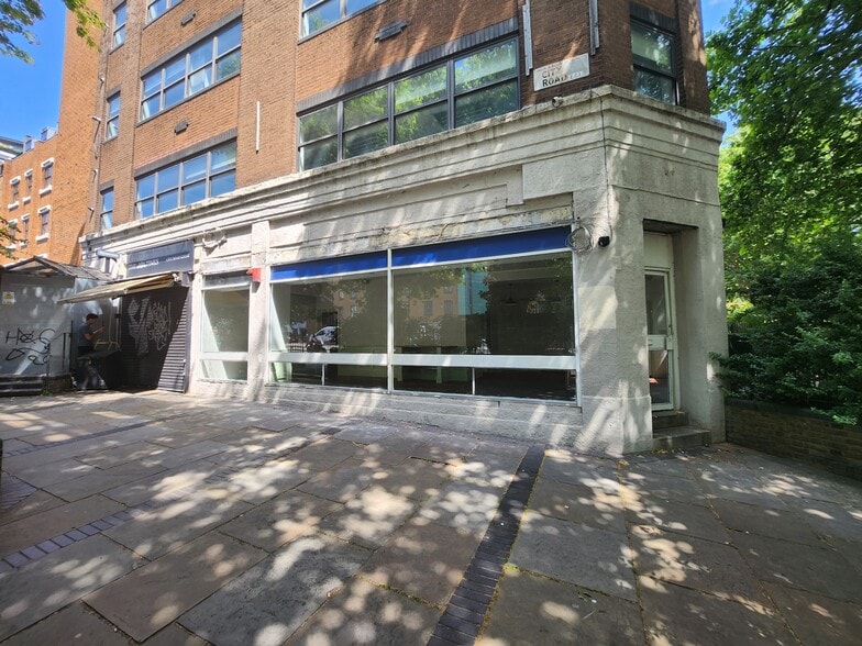 391 City Rd, London to rent - Building Photo - Image 1 of 6