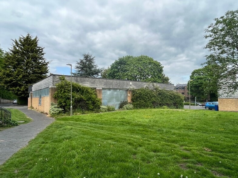 Old Yard Place, Bicester for sale - Building Photo - Image 3 of 8