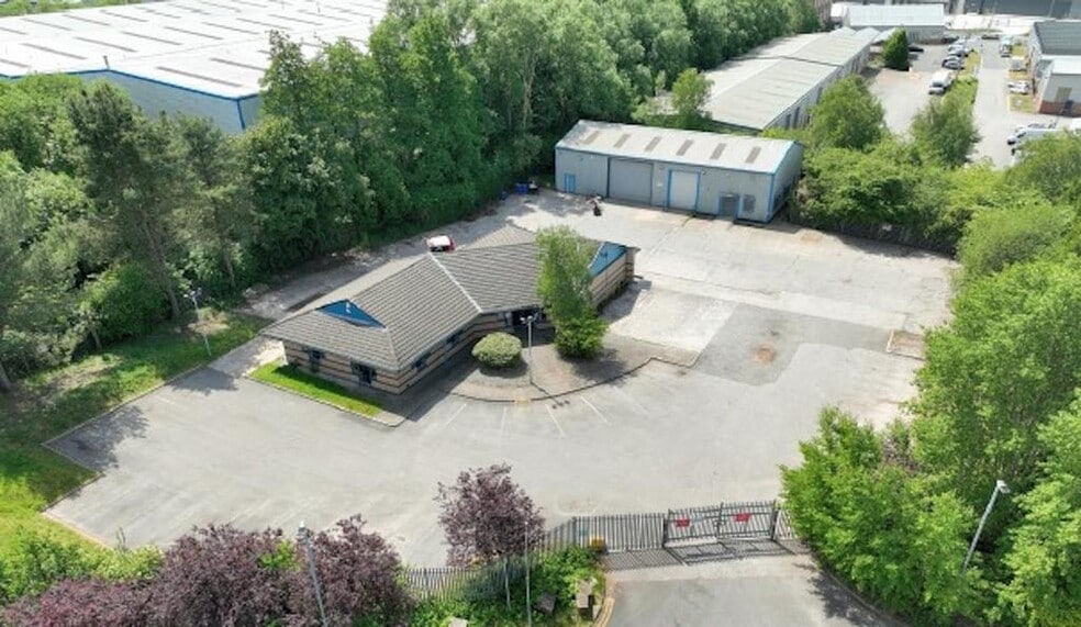 Clayton Rd, Warrington to rent - Building Photo - Image 3 of 7