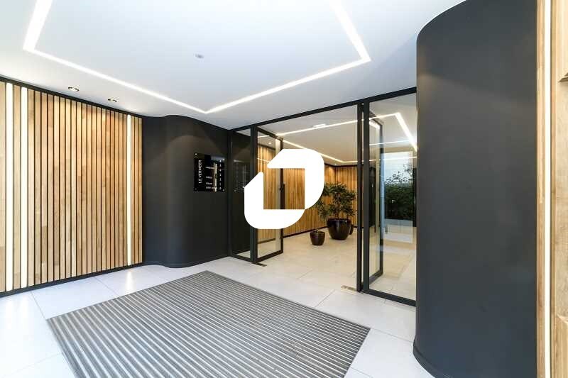 Office in Courbevoie to rent - Lobby - Image 3 of 18