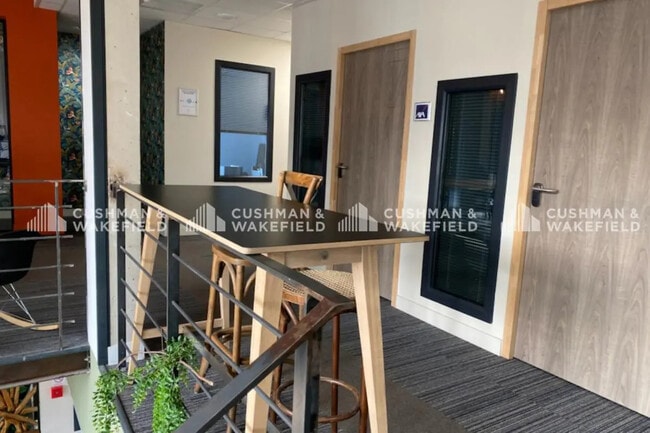 Coworking  - Jusqu'à 48 postes