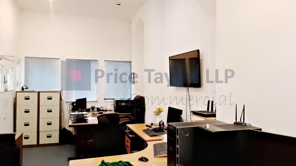 96 Farringdon Rd, London to rent Building Photo- Image 1 of 6