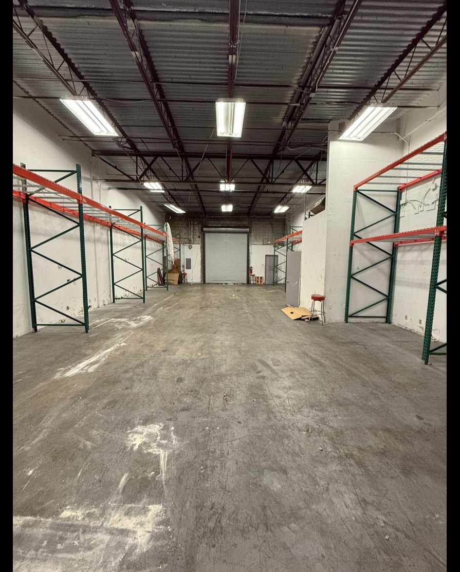 5601 Powerline Rd, Fort Lauderdale, FL to rent Building Photo- Image 1 of 1