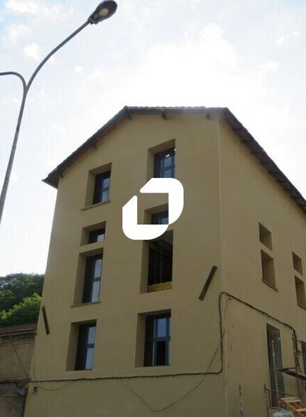 Office in Neuville-sur-Saône to rent - Building Photo - Image 3 of 4