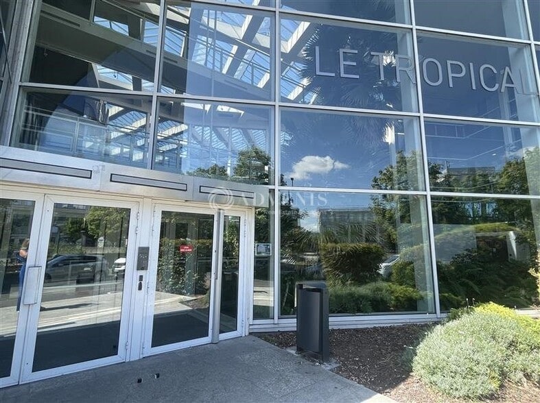 Office in Villepinte to rent - Building Photo - Image 3 of 11