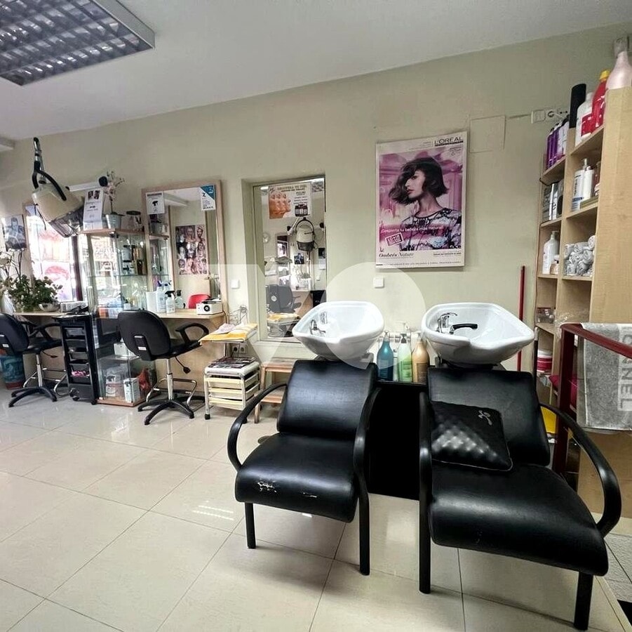 Madrid, MAD 28027 - Unit B -  - Interior Photo - Image 2 of 6