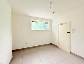 392A Camden Rd, London to rent Interior Photo- Image 1 of 3