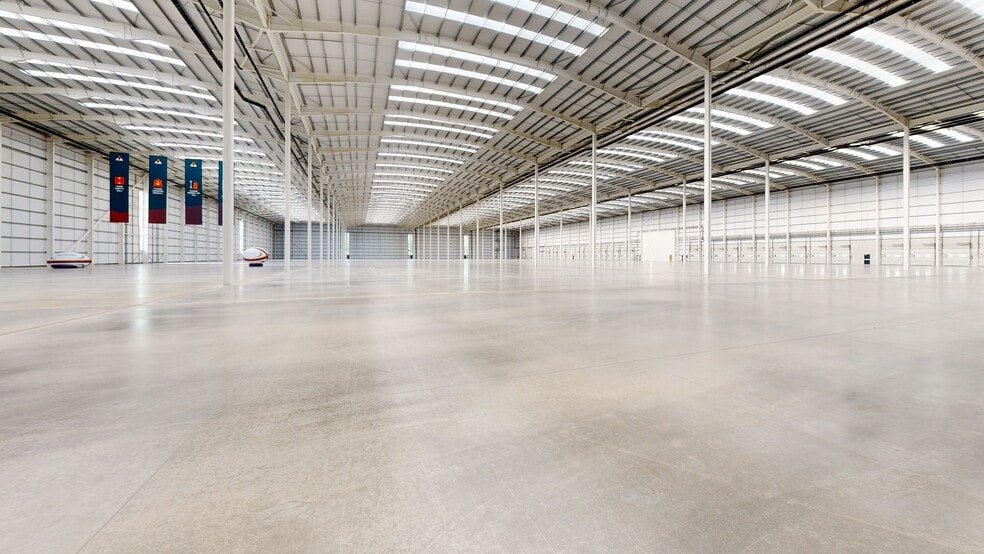 Coventry Rd, Rugby to rent - Matterport 3D Scan - Image 3 of 42