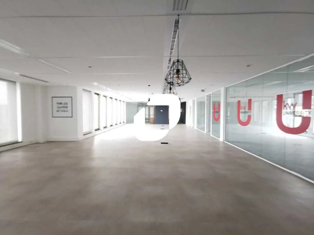 49-53 Avenue De La Division Leclerc, Châtenay-Malabry to rent Interior Photo- Image 1 of 38