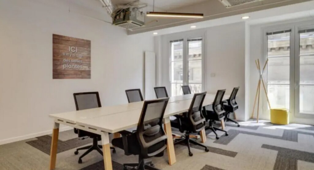 Coworking  - Jusqu'à 90 postes - Photo 1