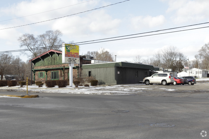 945 36th St SW, Grand Rapids, MI for sale - Primary Photo - Image 1 of 1