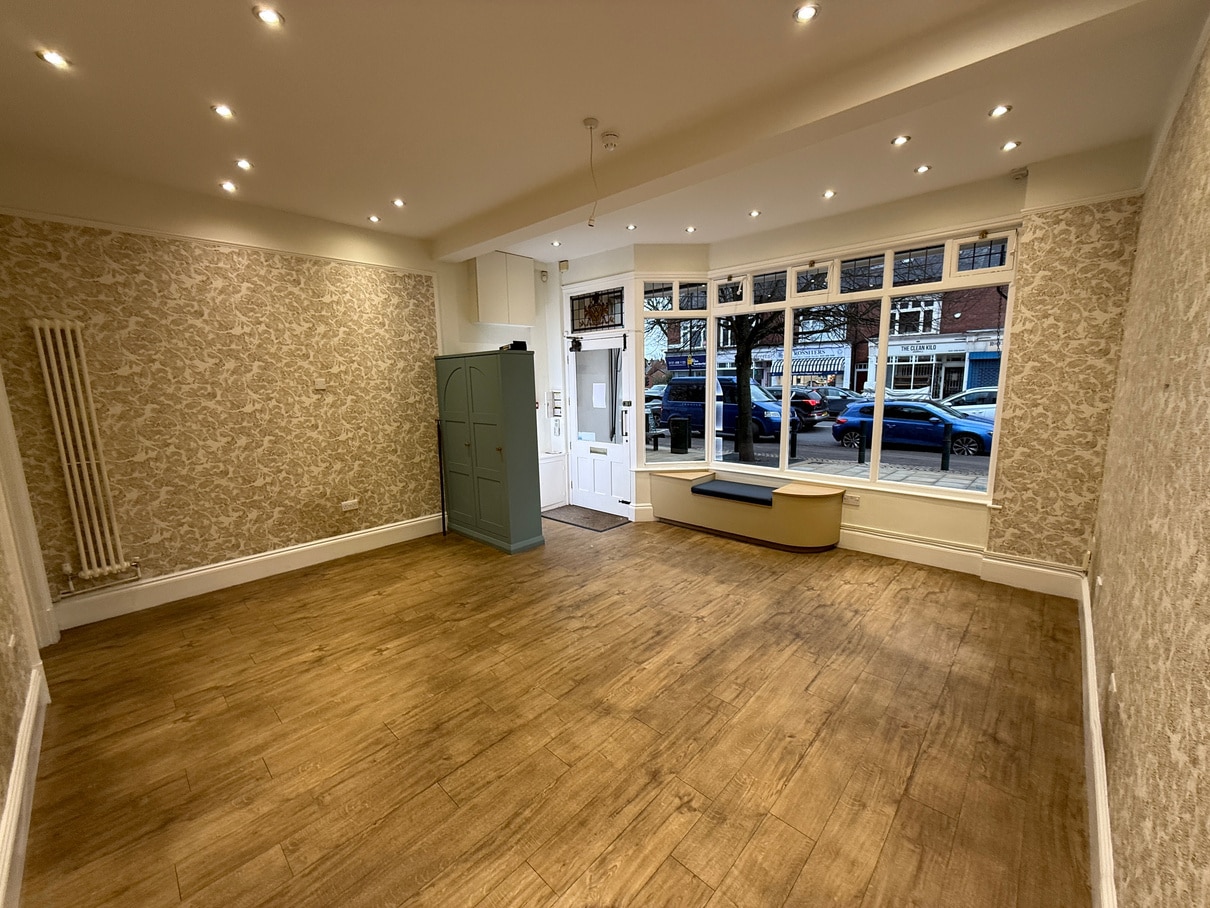 216-220 Mary Vale Rd, Birmingham to rent Interior Photo- Image 1 of 3