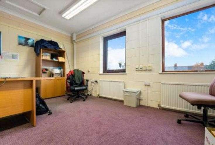 256 Cowbridge Rd E, Cardiff, VGL CF5 1GZ - Unit 3 -  - Interior Photo - Image 1 of 5