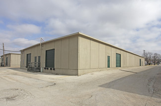 More details for 118-120 Browning Dr, Arlington, TX - Light Industrial for Rent