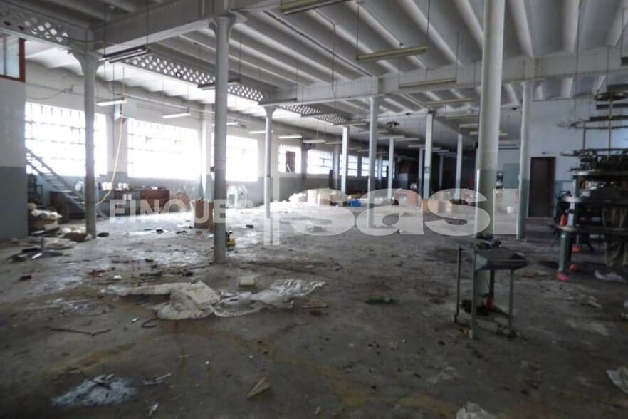 Industrial in Igualada, Barcelona to rent - Interior Photo - Image 1 of 10