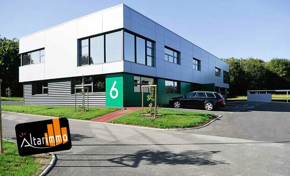 Office in Chartres to rent Building Photo- Image 1 of 5