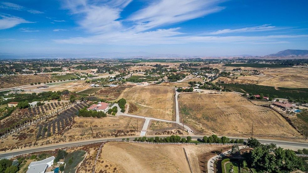 38600 De Portola Rd, Temecula, CA for sale - Building Photo - Image 1 of 1