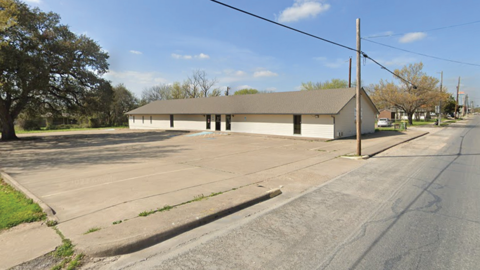 217 Williams St, Marlin, TX for sale - Building Photo - Image 1 of 1