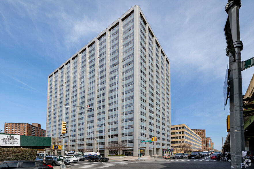 59-17 Junction Blvd, Corona, NY for sale - Primary Photo - Image 1 of 1