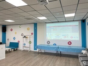 Avenida Quitapesares, 37, Villaviciosa de Odón, Madrid to rent Interior Photo- Image 1 of 5