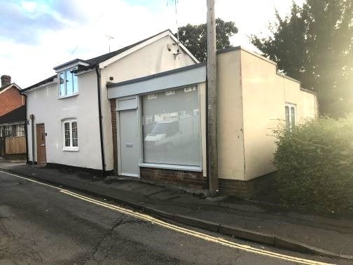 More details for 4 Dene Rd, Andover - Office / Retail to Rent