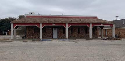 3105 Olton Rd, Plainview, TX for sale Building Photo- Image 1 of 1