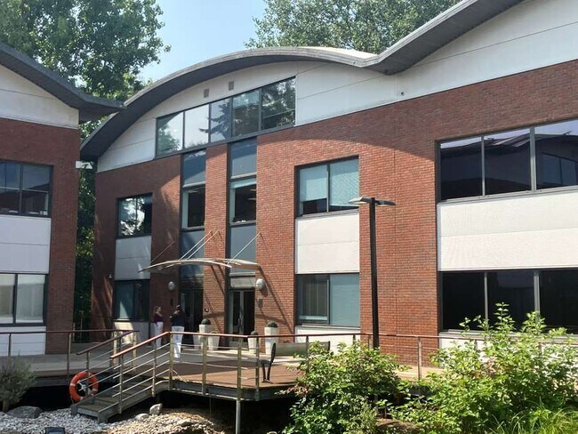 More details for Brooklands Rd, Weybridge - Office for Sale