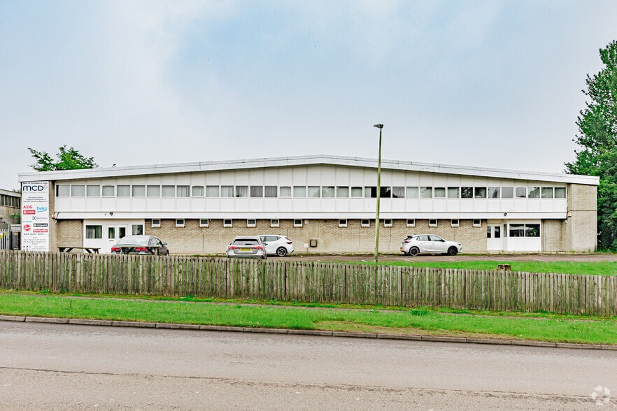 6-8 Glenfield Rd, East Kilbride to rent - Building Photo - Image 2 of 7