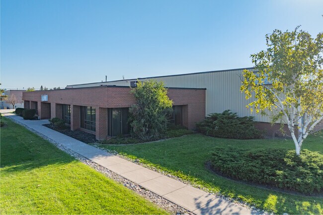 More details for 1075 Clark Blvd, Brampton, ON - Industrial to Rent