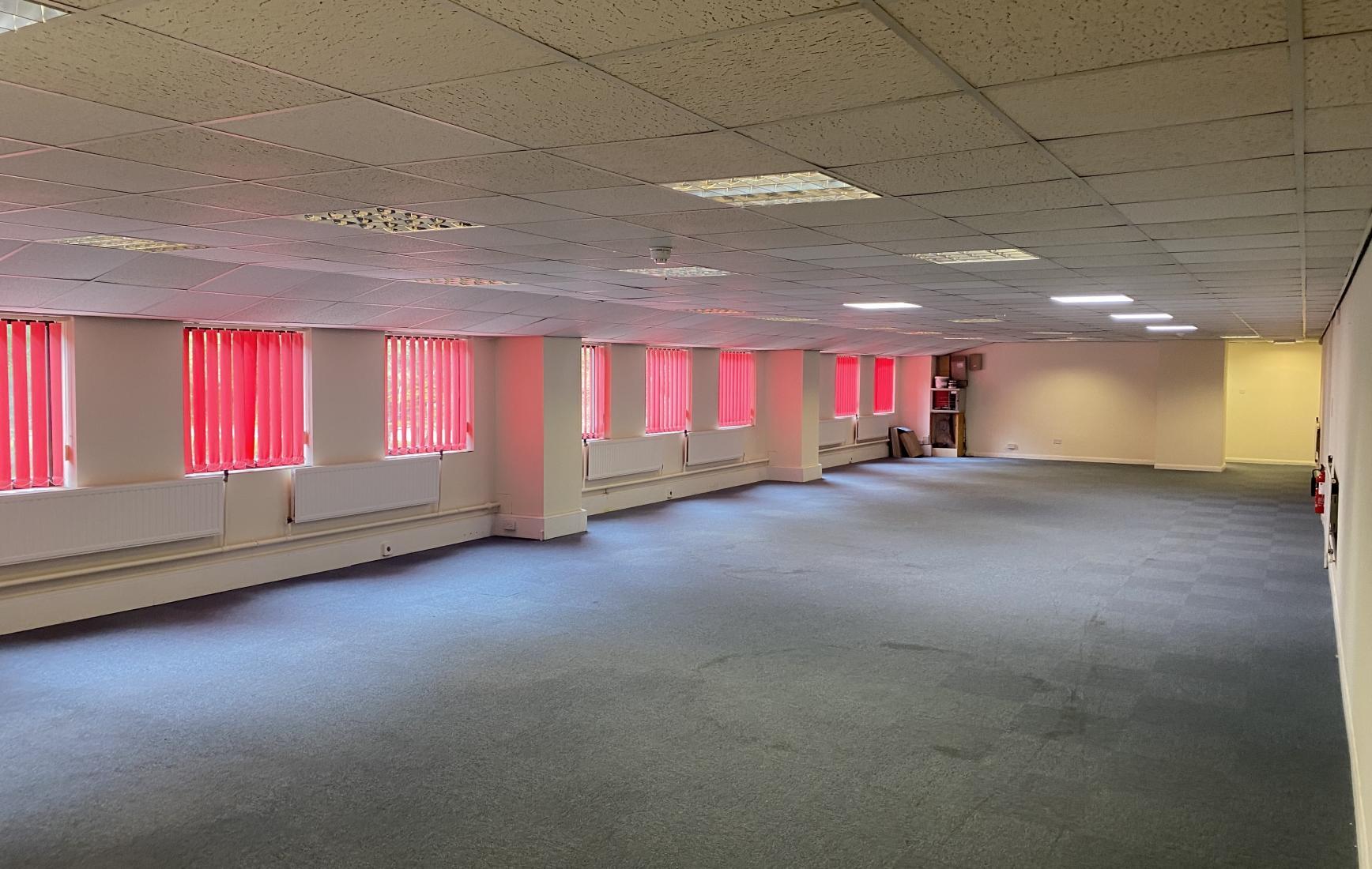 Hempstead Rd, Holt to rent Interior Photo- Image 1 of 5