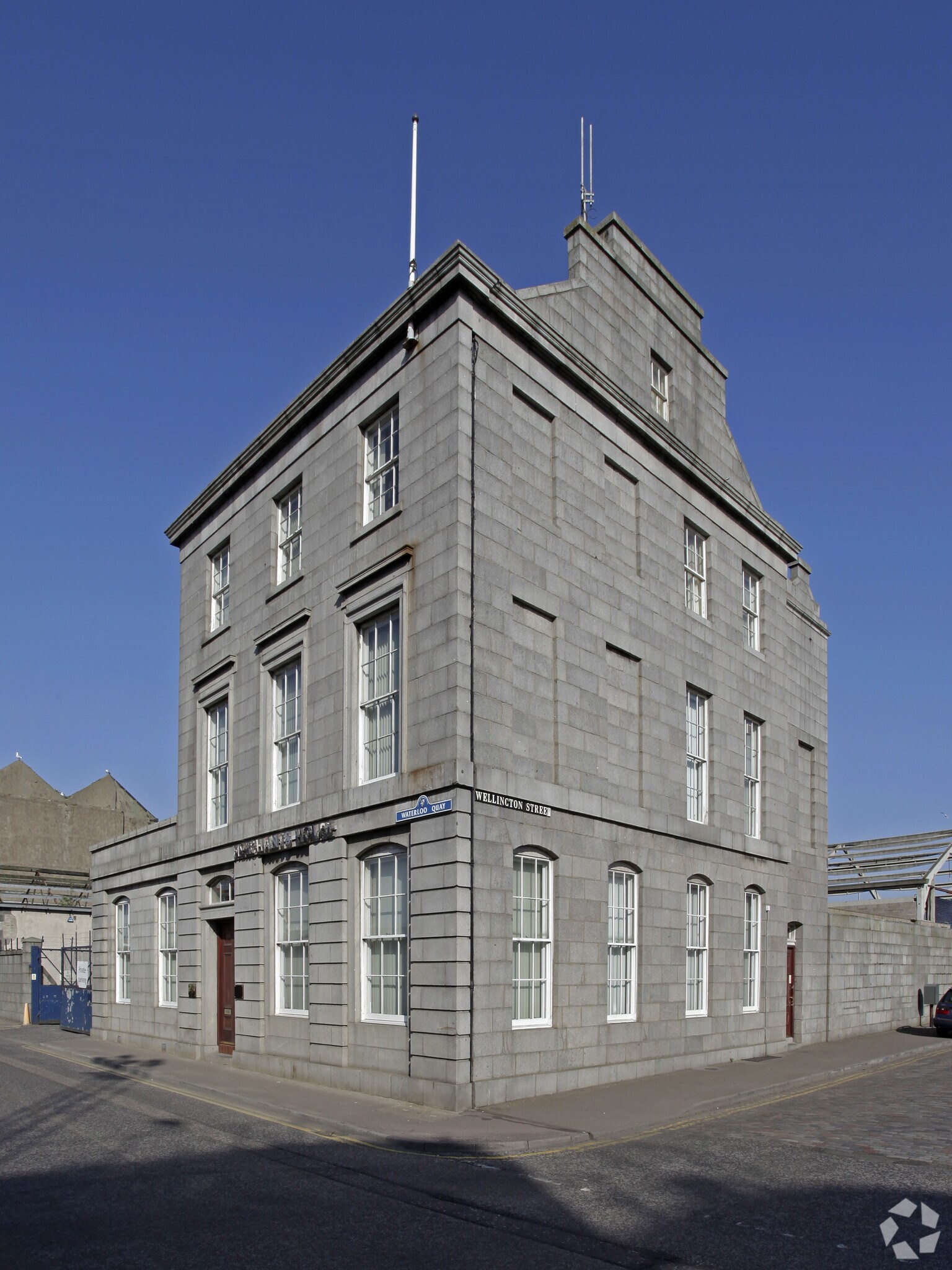 87 Waterloo Quay, Aberdeen for sale Primary Photo- Image 1 of 1