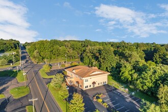 805 W Queen St, Southington, CT for sale Primary Photo- Image 1 of 1