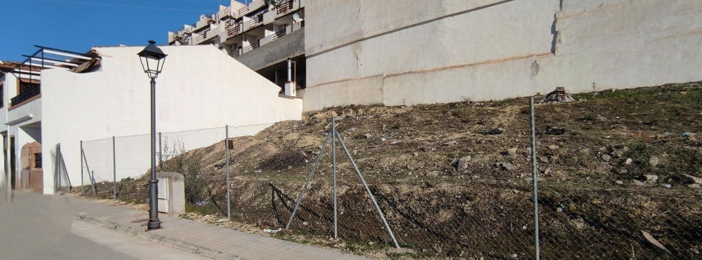 Land in Cogollos de la Vega, Granada for sale Construction Photo- Image 1 of 7