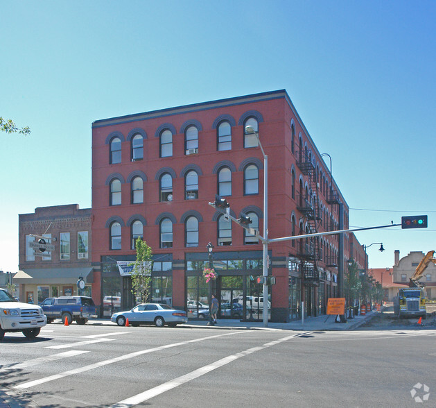 20 Staff Sargeant Pendleton Way, Yakima, WA for sale - Building Photo - Image 1 of 25