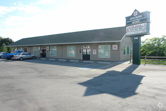 2408 Fruitvale Blvd, Yakima, WA for rent Building Photo- Image 1 of 3