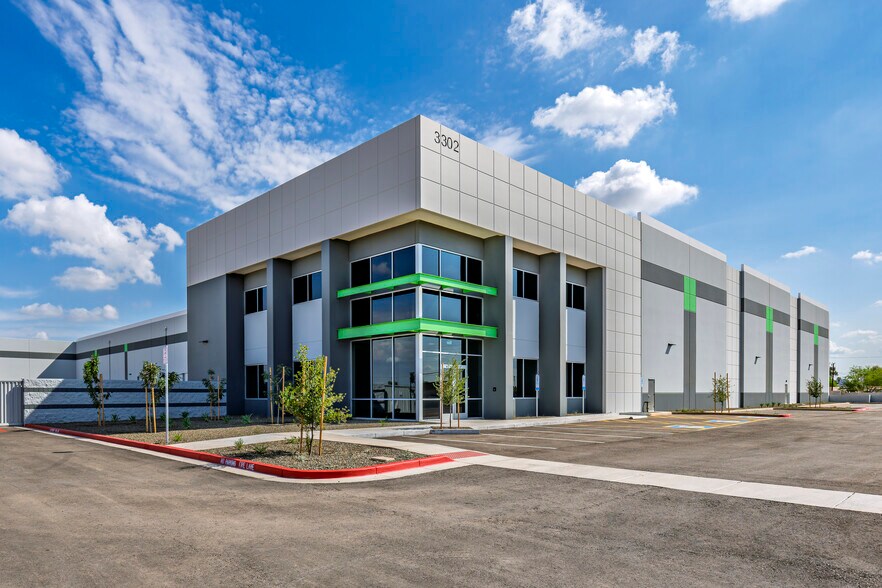 3302 W Washington St, Phoenix, AZ for sale - Primary Photo - Image 1 of 1