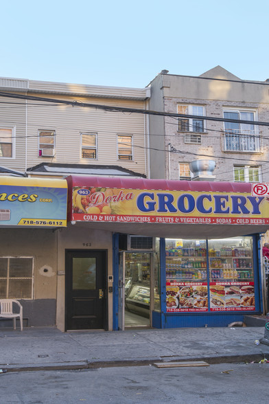 963 Teller Ave, Bronx, NY for sale - Building Photo - Image 1 of 1