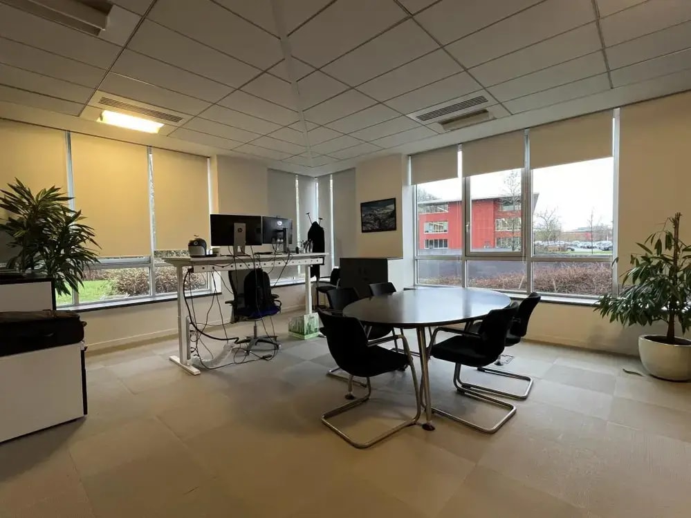 2 Rue René Caudron, Voisins-le-Bretonneux to rent Interior Photo- Image 1 of 4
