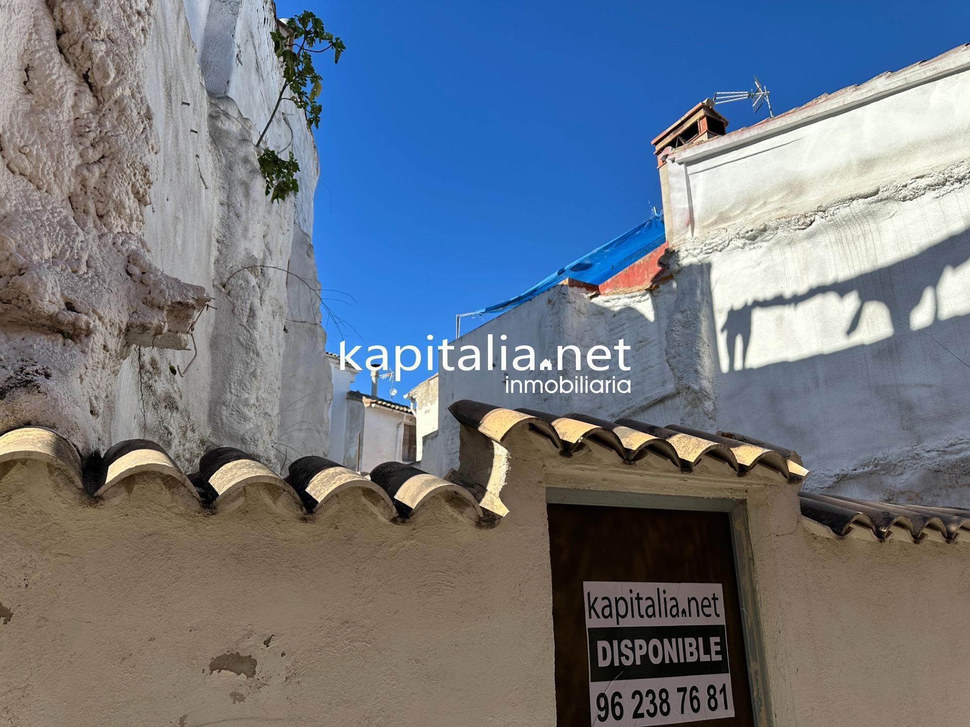 Land in Albaida, Valencia for sale Primary Photo- Image 1 of 5